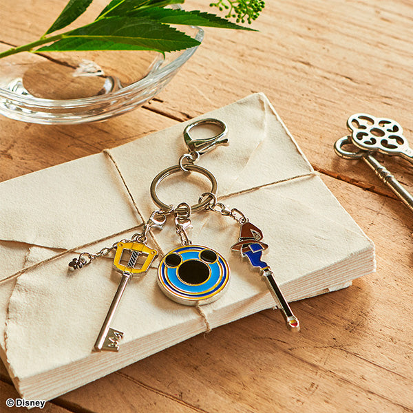Kingdom Hearts / Metal Keychains <Kingdom Chain/Wizard's Staff/Knight's Shield>