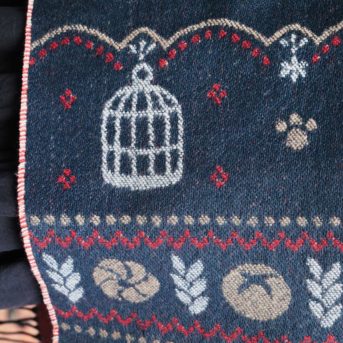 Kiki Scarf | Kiki's Delivery Service